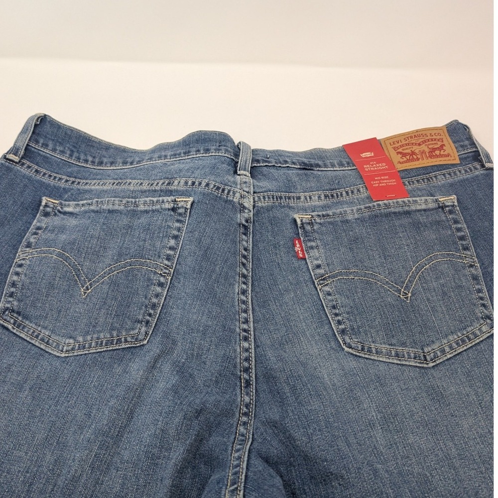 NWT Levi's 414 Relaxed Fit Straight Leg Mid Rise Jeans Women's Size 33x30 - Picture 14 of 16